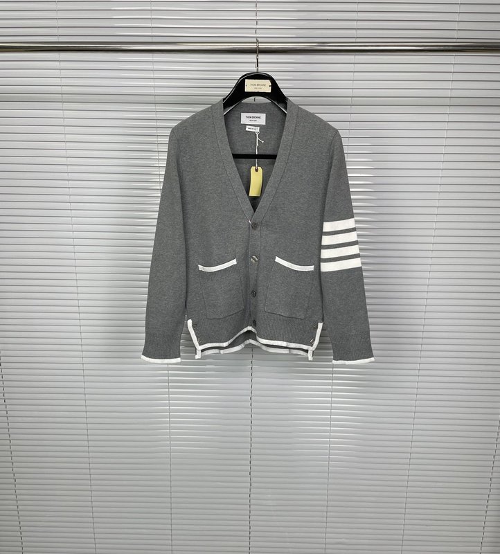 톰브라운 4 바 스트라이프 카디건 001-217496