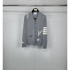 톰브라운 나뭇잎 깃털 자카드 V 니트 가디건 001-217498
