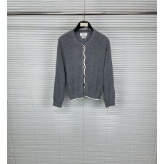 톰브라운 컬러 블록 라운드 니트 카디건 001-217504
