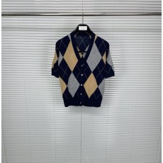 톰브라운 아가일 패턴 V 넥 숏슬리브 001-217527