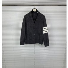 톰브라운 25SS 순모 V 니트 카디건 001-217544