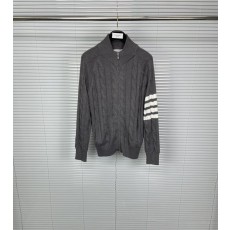 톰브라운 클래식 4 바 지퍼 울 카디건 001-217586