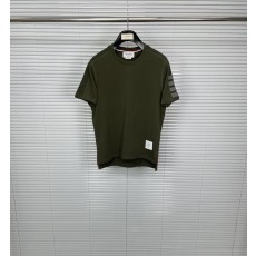 톰브라운 포줄 소매 라운드넥 반팔 001-217587