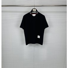 톰브라운 2025SS 한정판 스플라이싱 반팔 티셔츠 001-217590