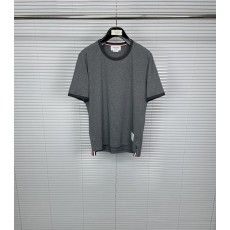 톰브라운 라운드넥 반팔 티셔츠 001-217691