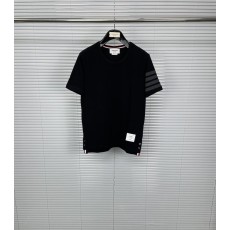 톰브라운 블랙 4 바 라운드넥 반팔 티셔츠 001-217724