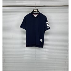 톰브라운 4 바 스트라이프 라운드넥 반팔 티셔츠 001-217725