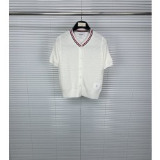 톰브라운 물결무늬 스트라이프 라운드넥 반팔 티셔츠 001-217743