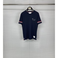 톰브라운 도그 자수 반팔 티셔츠 001-217848
