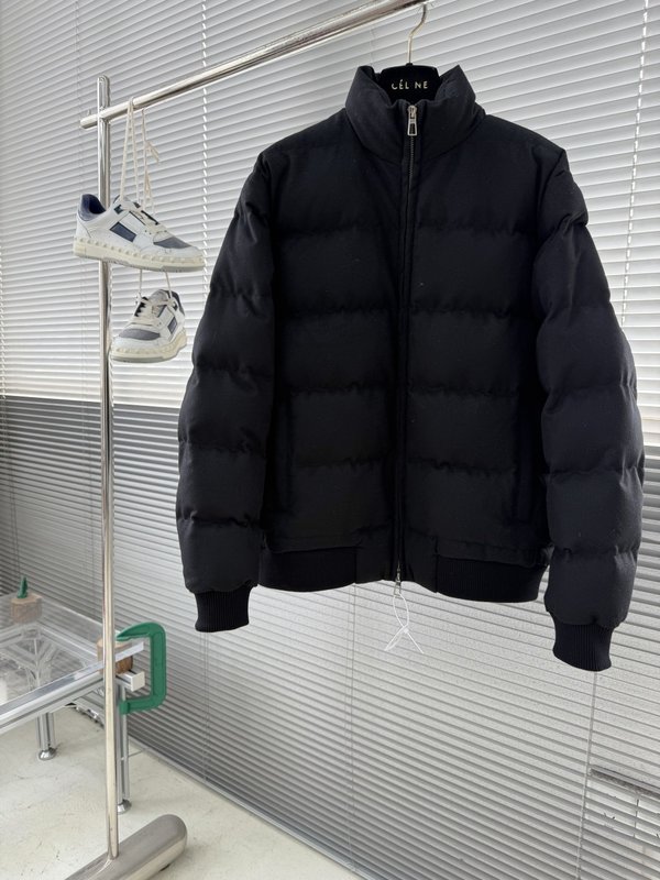 로로피아나 스탠드 칼라 울 다운 재킷 001-217883