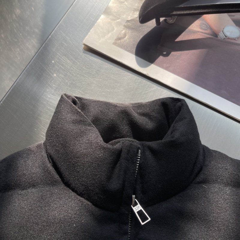 로로피아나 스탠드 칼라 울 다운 재킷 001-217883