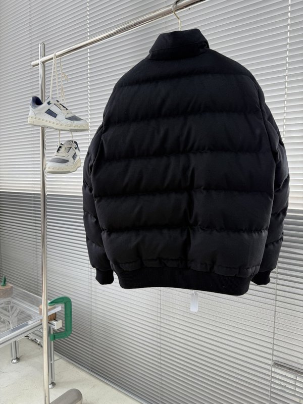 로로피아나 스탠드 칼라 울 다운 재킷 001-217883