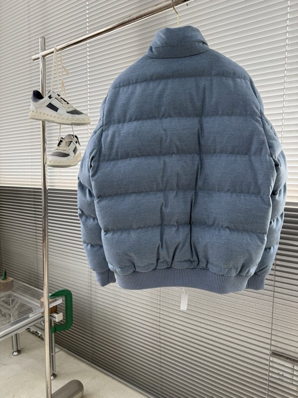 로로피아나 스탠드 칼라 울 다운 재킷 001-217885