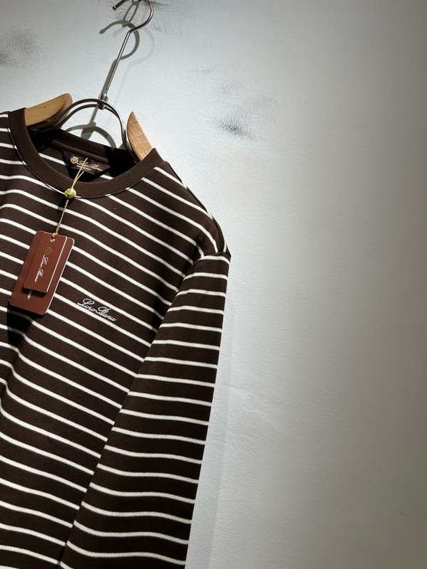 로로피아나 2025 F/W 남성 스트라이프 티셔츠 001-217921