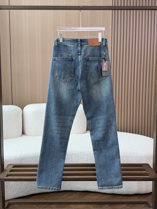 로로피아나 남성 워싱 블루 슬림 스트레이트 데님 팬츠 001-218045