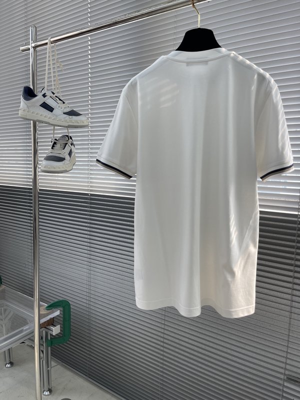 로로피아나 남성 오버랩 립 칼라 실크 블렌드 티셔츠 001-218157
