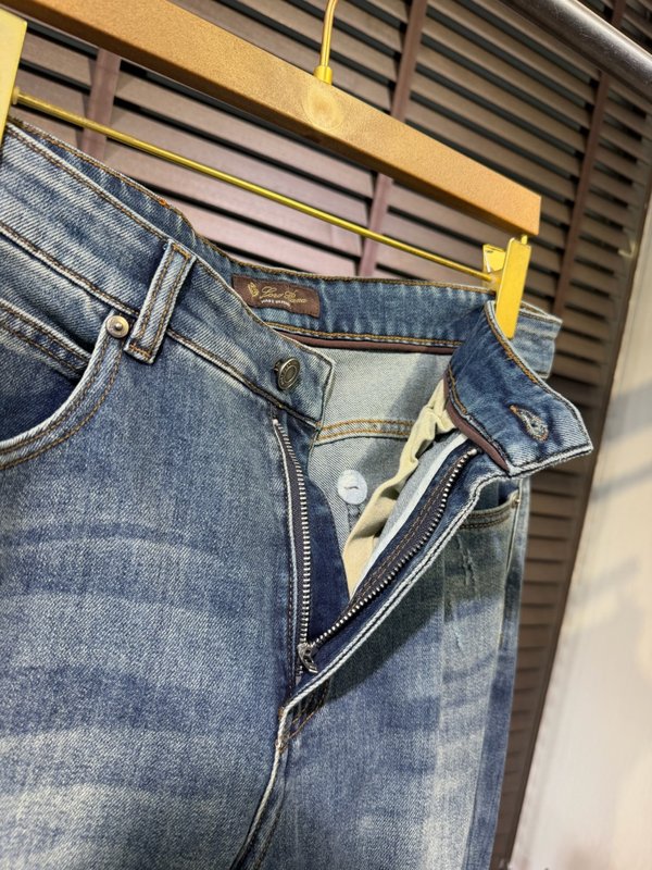 로로피아나 남성 슬림핏 데님 팬츠 2026 SS 001-218269