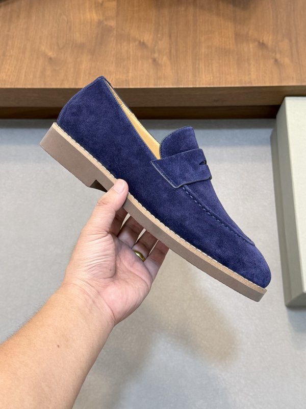 Brunello Cucinelli 스웨이드 로퍼 001-218465