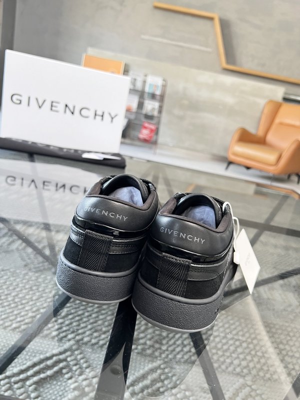 지방시 Givenchy 남성 가죽 캐주얼슈즈 001-218834