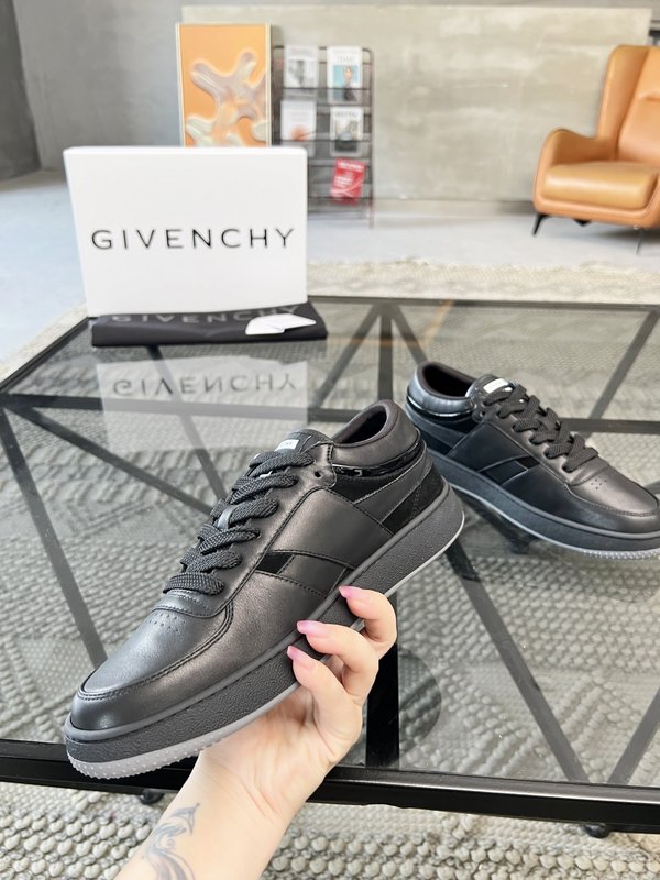 지방시 Givenchy 남성 가죽 캐주얼슈즈 001-218834