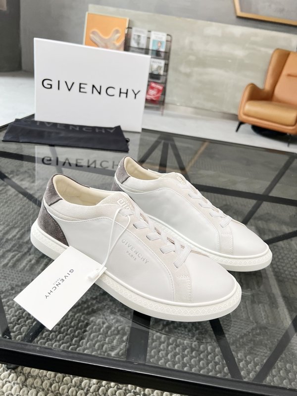 Givenchy  남성 소 가죽 캐주얼 운동화 001-218841