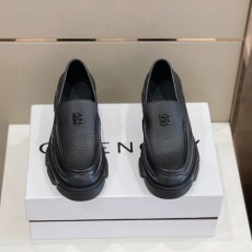 지방시 테라 남성 브러쉬드 가죽 로퍼 001-218994