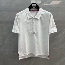 톰브라운 백면 스트라이프 포인트 칼라 반팔 티셔츠 001-219439