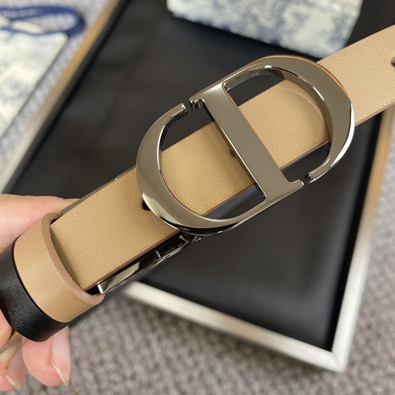 디올 Dior 양면 소 가죽 벨트 2.0cm 폭 001-219634