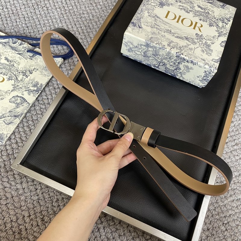디올 Dior 양면 소 가죽 벨트 2.0cm 폭 001-219634