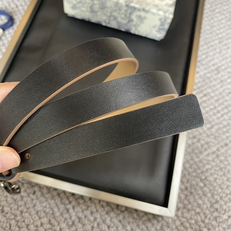 디올 Dior 양면 소 가죽 벨트 2.0cm 폭 001-219634