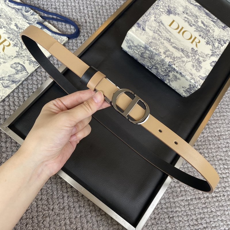 디올 Dior 양면 소 가죽 벨트 2.0cm 폭 001-219634