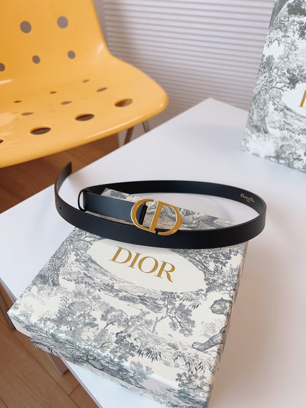 디올 DIOR 클래식 새들 벨트 블랙 골드 버클 001-219645