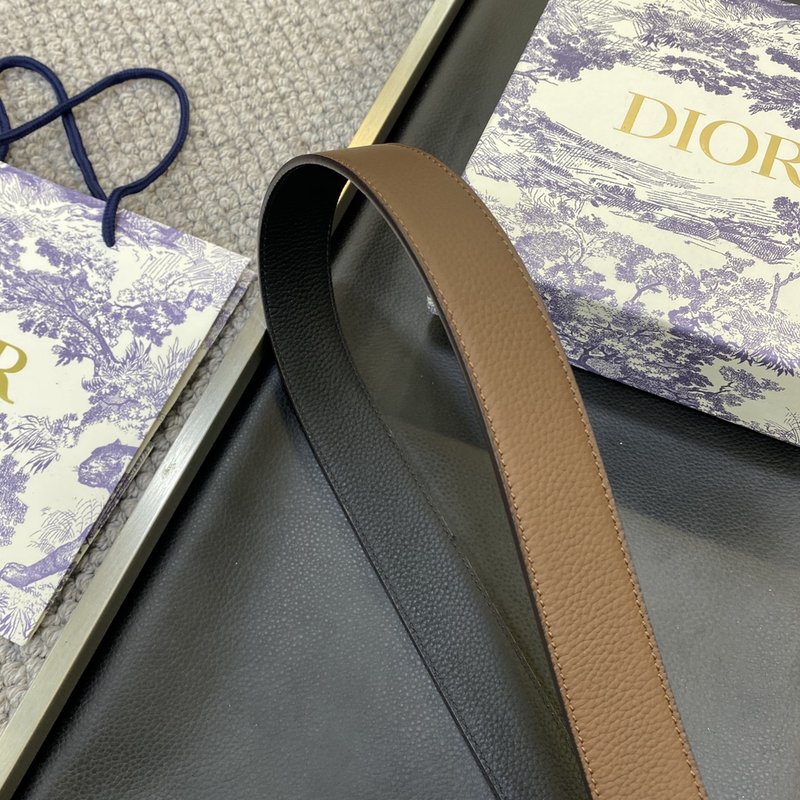 디올 DIOR 클래식 CD 버클 소 가죽 벨트 001-219684