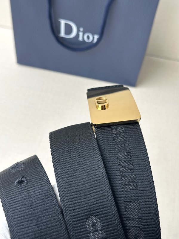 Dior 블랙 골드 스테인리스 벨트 버클 001-219768