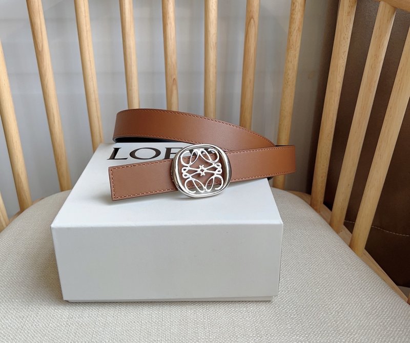 로에베 LOEWE 매끄러운 소가죽 양면 벨트 001-219843