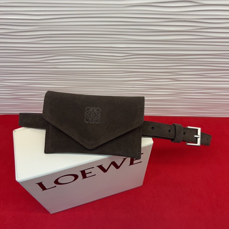 LOEWE 가죽 슬림 벨트 Anagram 잠금 버클 001-219873