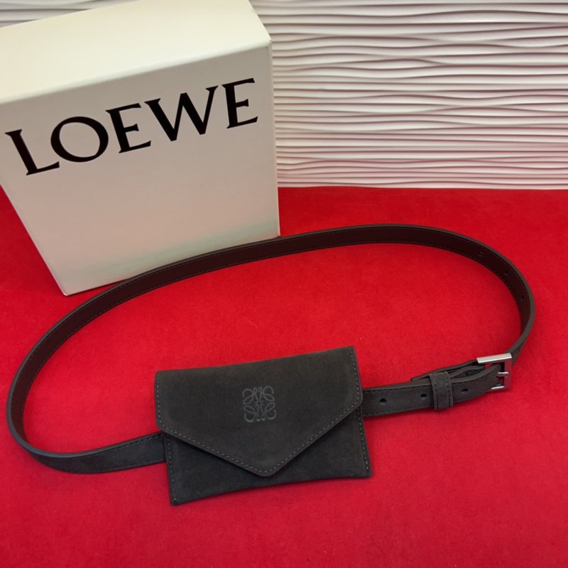 LOEWE 가죽 슬림 벨트 Anagram 잠금 버클 001-219873