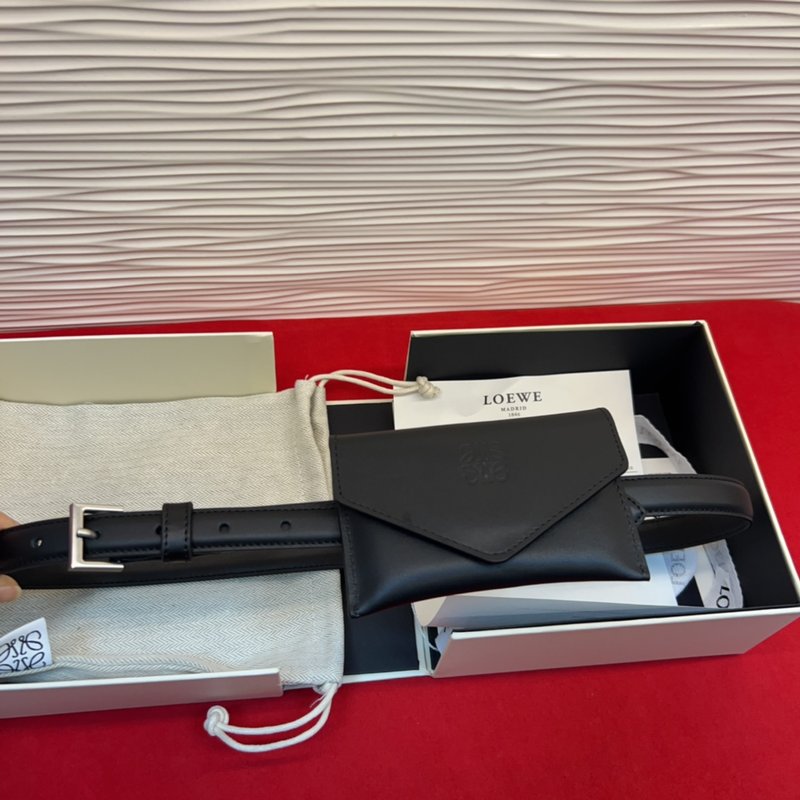 LOEWE 가죽窄벨트 Anagram 자물쇠 버클 001-219877