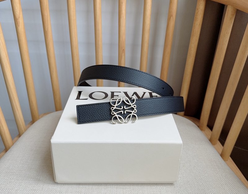 로에베 LOEWE 아나그램 핀 버클 가죽 벨트 001-219880
