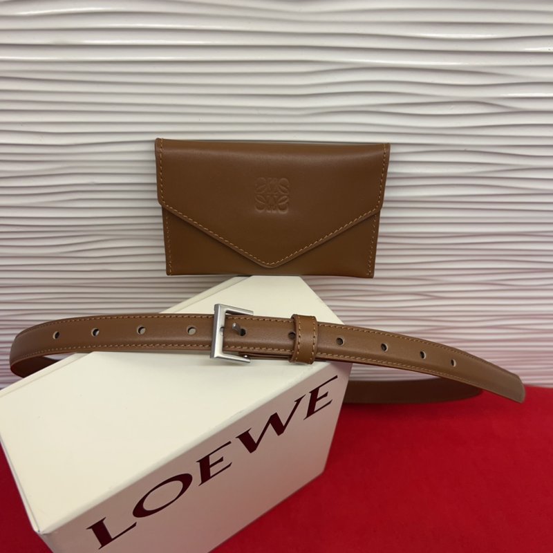 LOEWE 아나그램 버클 가죽 벨트 001-219881