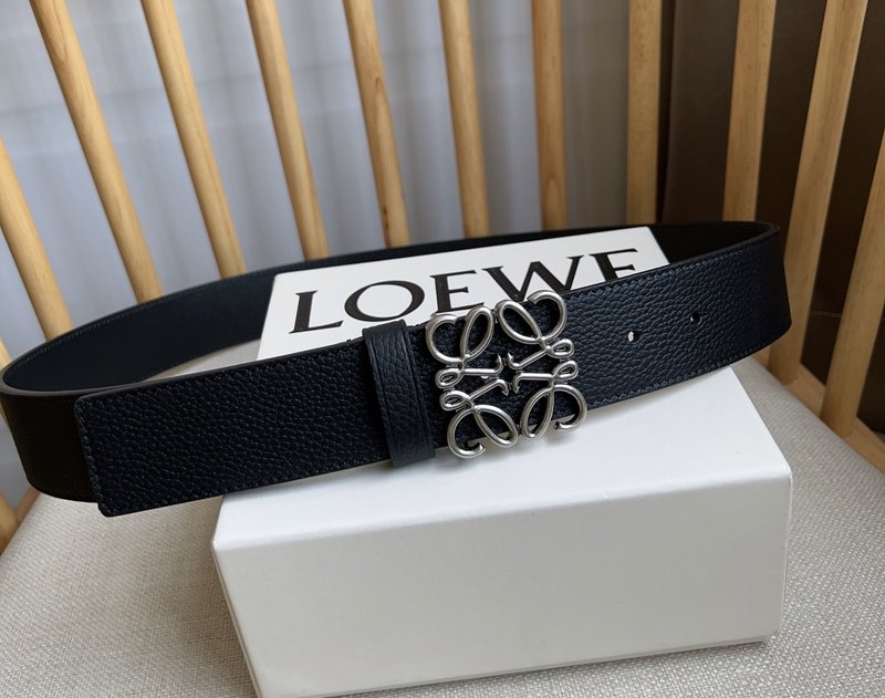 로에베 LOEWE 스무스 소 가죽 애퍼그램 벨트 001-219890