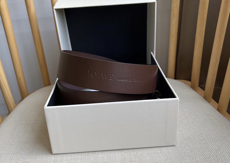 로에베 LOEWE 아나그램 스무스 가죽 벨트 001-219892