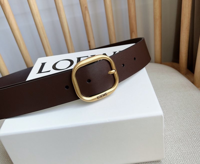 로에베 LOEWE 식혁 가죽 핀 버클 벨트 001-219901