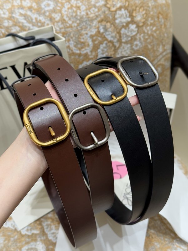 LOEWE 여성 클래식 베지터블 탣닝 가죽 벨트 001-219908