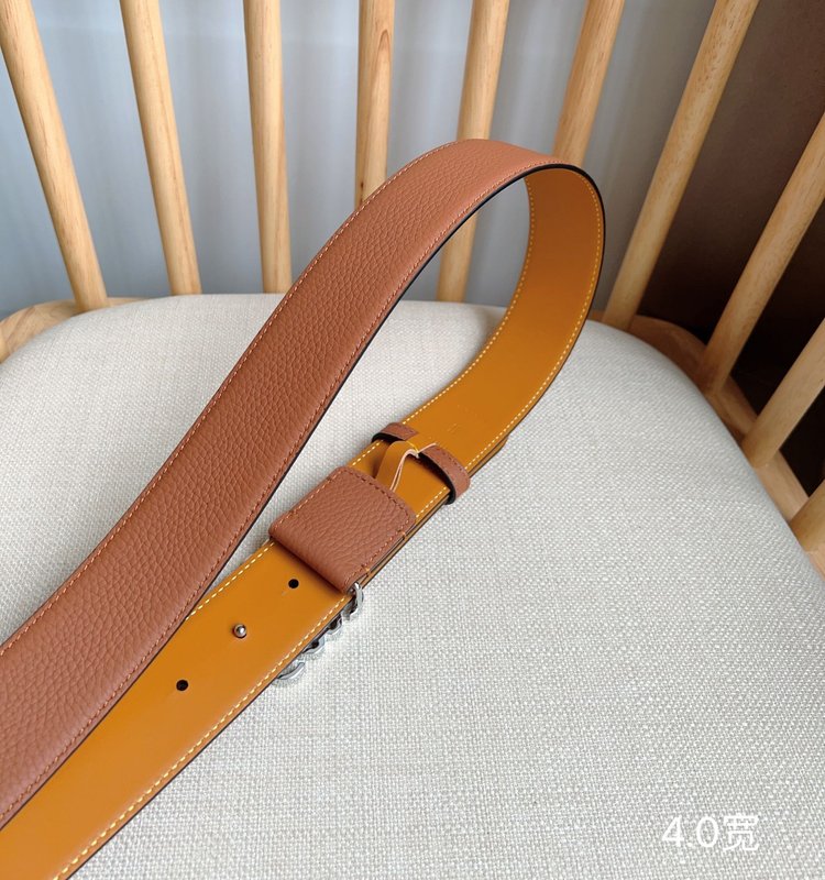 로에베 LOEWE 그레인 가죽 핀 버클 벨트 001-219930