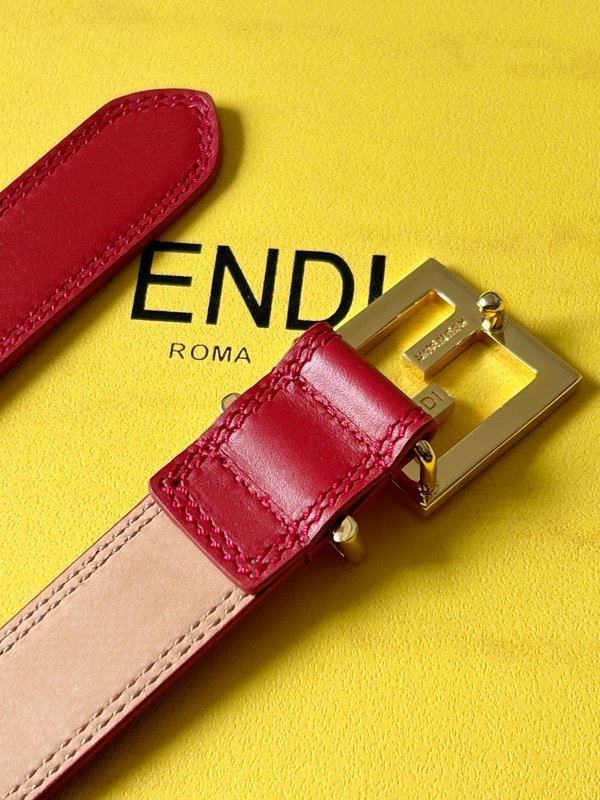펜디 Fendi 여성용 레드 벨트 더블 F 버클 001-219971