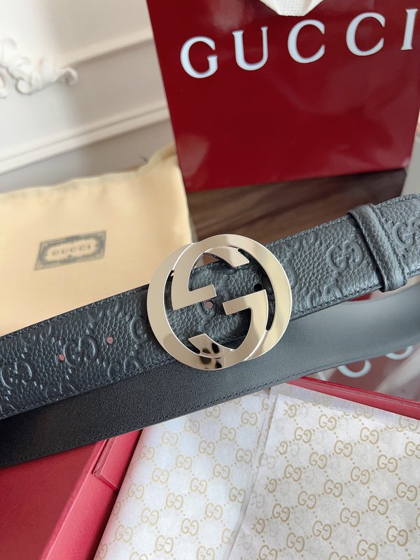 구찌 클래식 엠보스 레더 벨트 더블 G 버클 40mm 001-220419