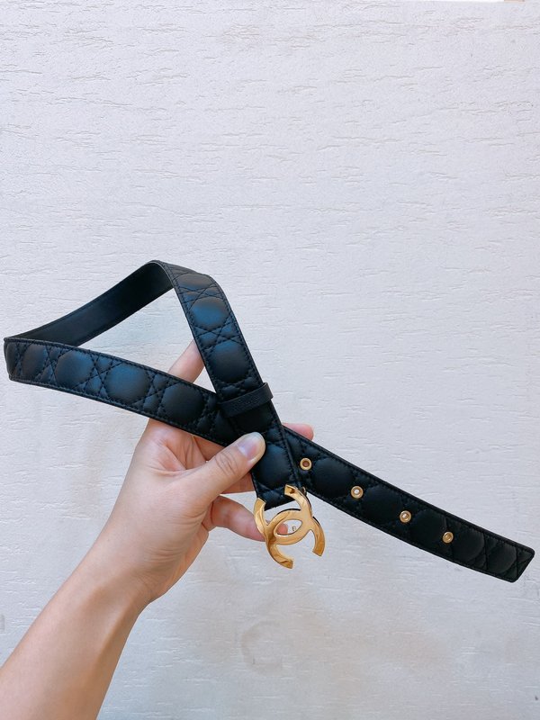 샤넬 3.0cm 양피 퀼팅 로고 버클 벨트 001-220935