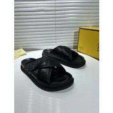펜디 로마 시리즈 커플 레더 샌들 001-221048