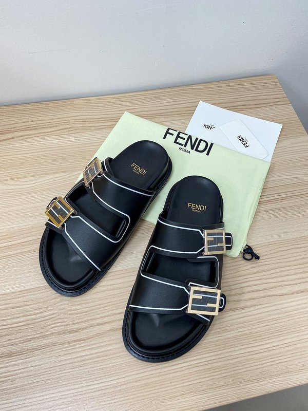 펜디 FF 로고 더블 스트랩 플랫 샌들 001-221082